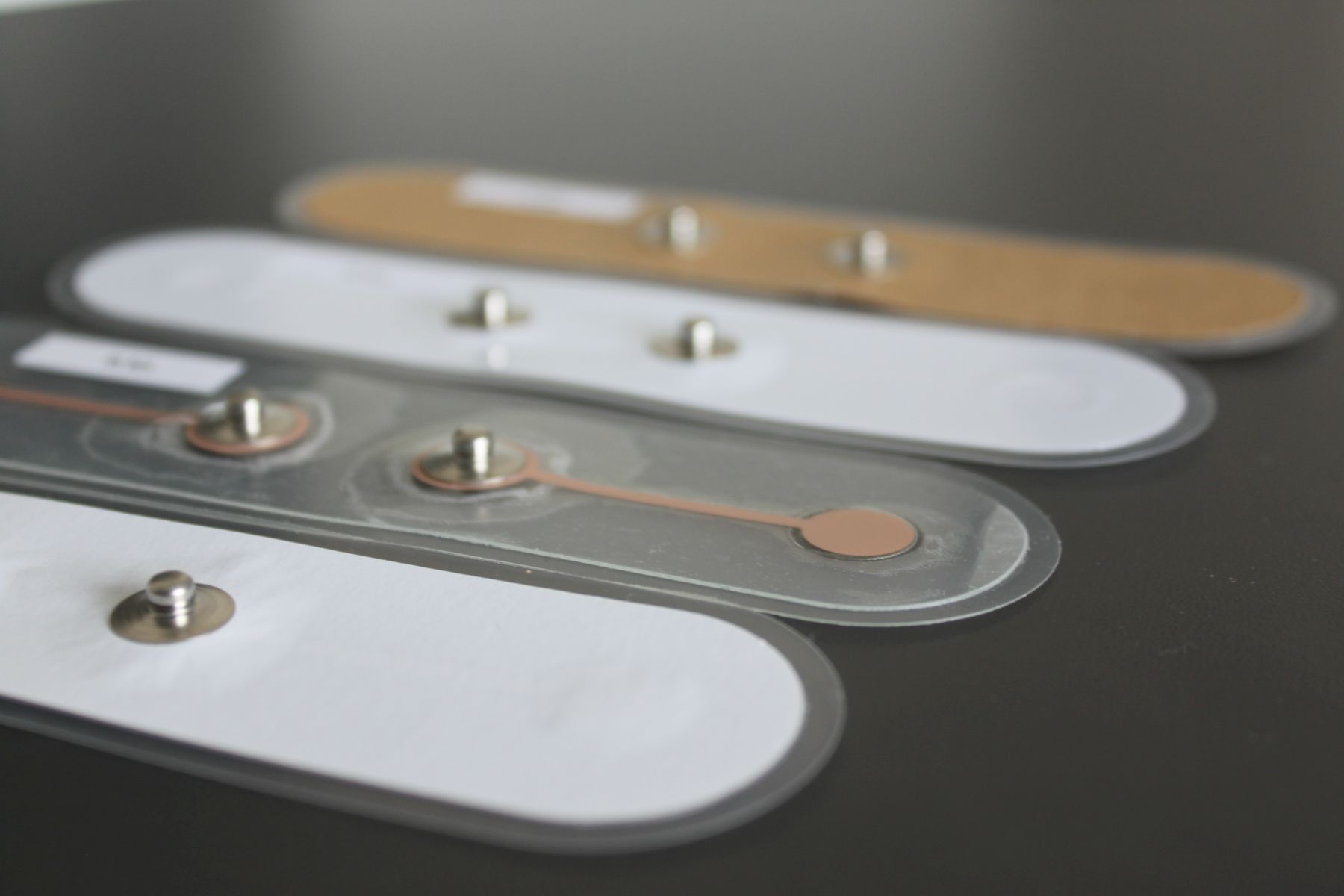 Elektroden aus Papier und Kupferpaste