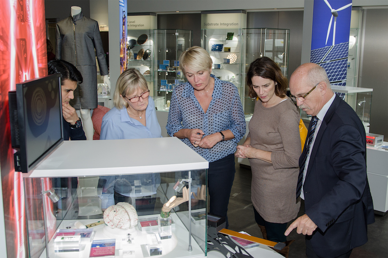 Bildungspartnerschaft zwischen dem Gabriele-von-Bülow-Gymnasium und dem Fraunhofer IZM