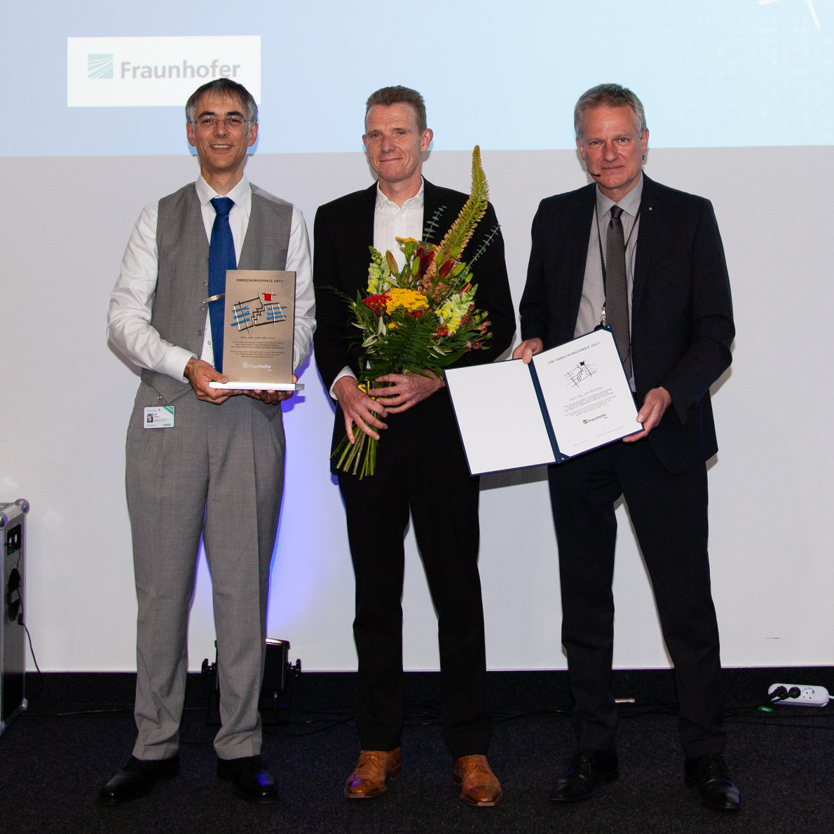 teaser-award-lars-boettcher.jpg Image - Forschungspreis für Technologien zur Chip-Einbettung
