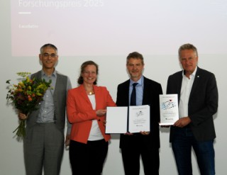 v. l. n. r.: Dr. Nils F. Nissen; Prof. Dr. Ulrike Ganesh; Dr. Lutz Stobbe & Prof. Dr.-Ing. Martin Schneider-Ramelow