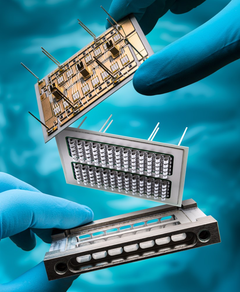 Power module for Formula 1 with substrate water cooling