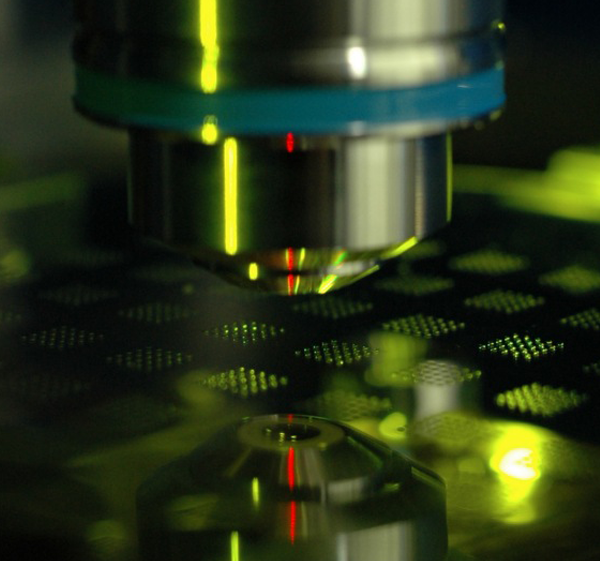 Qualification of microlenses on wafer level
