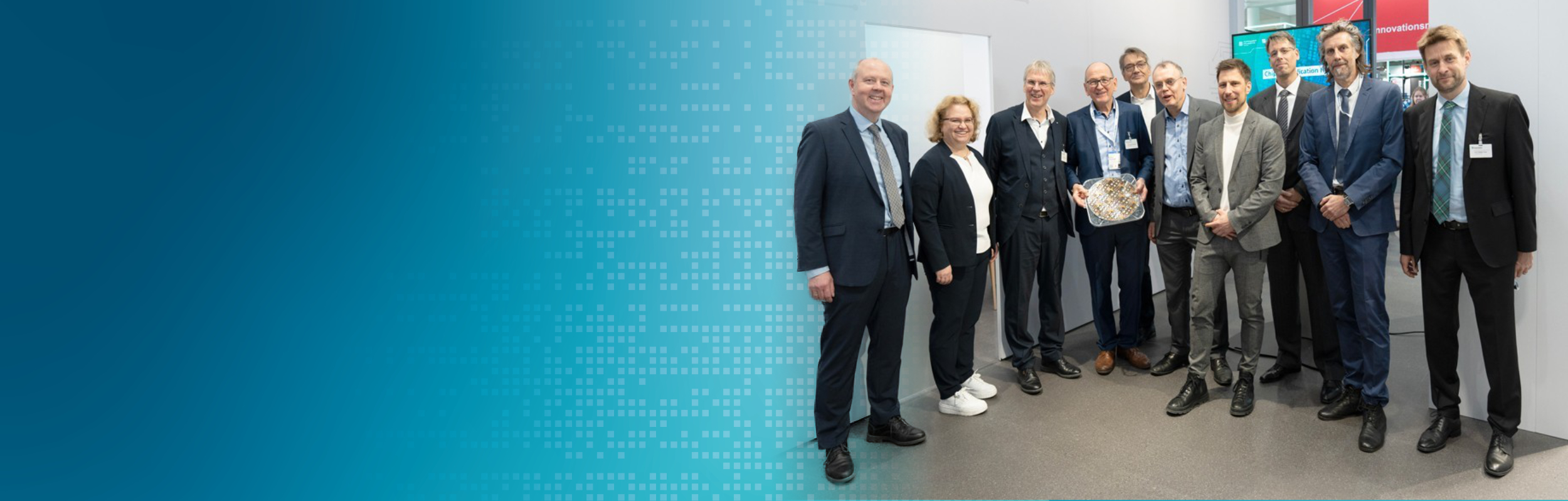 banner - Chiplet Application Hub Gruppenfoto