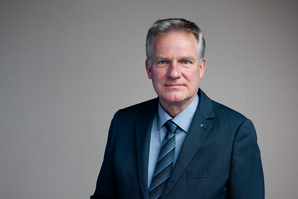 Portrait of Prof. Dr.-Ing. Martin Schneider-Ramelow, director of Fraunhofer IZM since 2021 