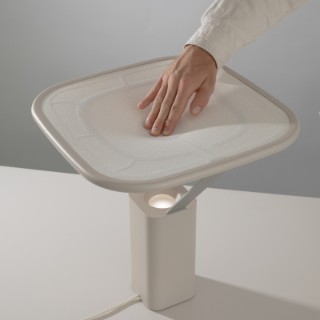 Textilintegrierte, taktile Lichtsteuerung durch druckbare Flüssigmetalltinte