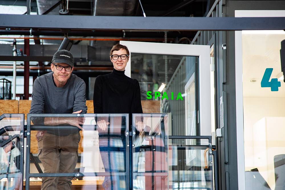 Collette Wasielewski und Tom Cox