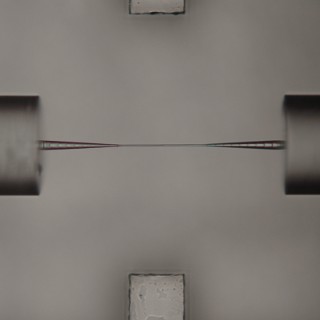 Zwei optische Fasern verbunden mit einem Photonic Wire Bond